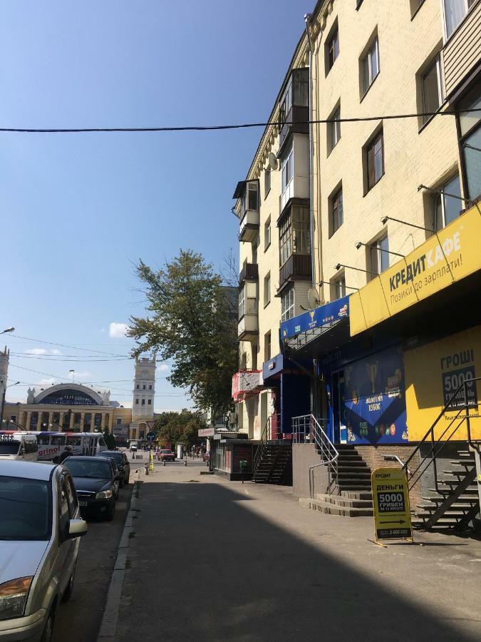 Квартира-Студия На Котляра ハルキウ エクステリア 写真